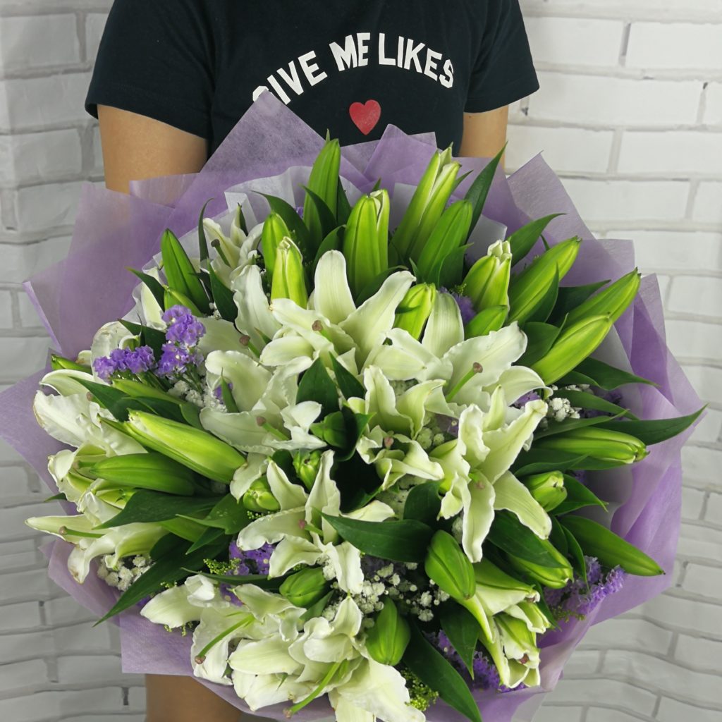 Lilies Hand Bouquet Blooming Florist